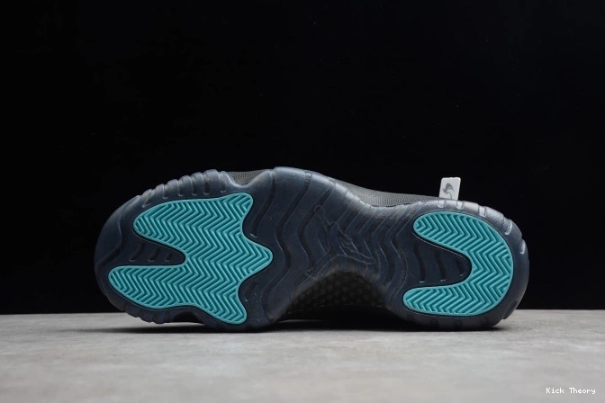 Kick Theory 378037-006 Retro Blue Jordan 11 Gamma Air 0820